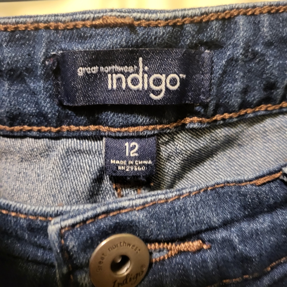 Embroidered Denim - Picture 3 of 3